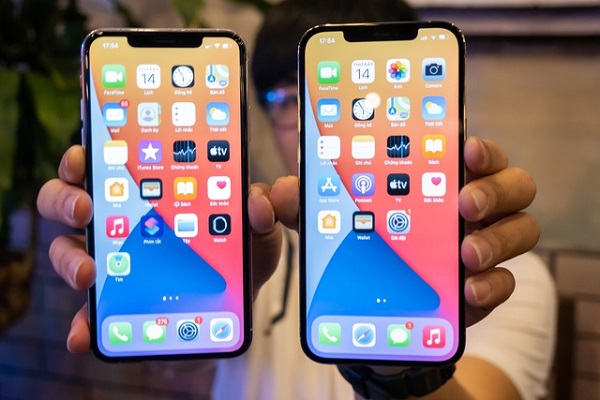 iPhone 12 Pro Max có màn hình lớn hơn iPhone 11 Pro Max