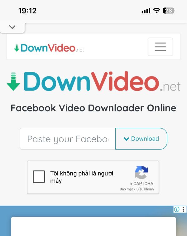 Truy cập downvideo.net, dán URL vào ô tìm kiếm